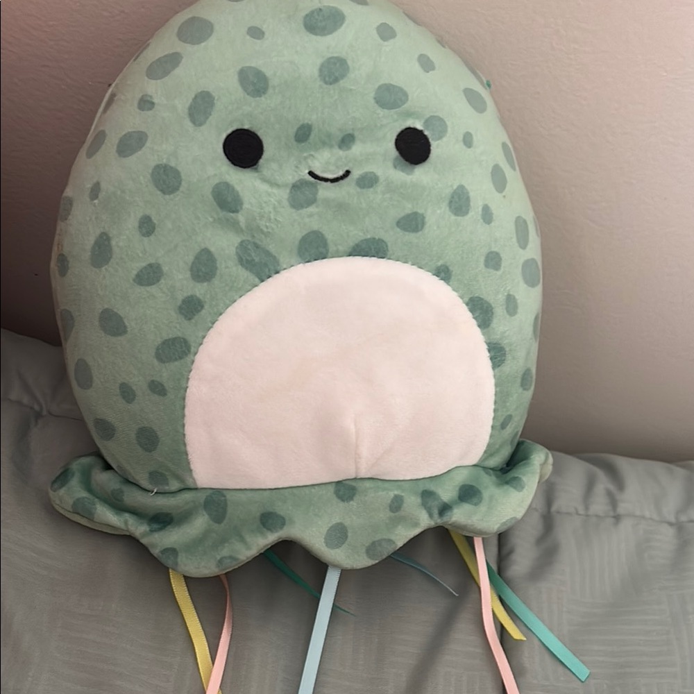 Squishmallow Jellyfish Forina 8 inch